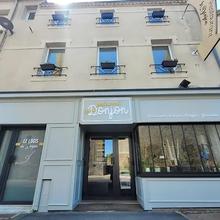 Appartamento Le Logis Du Donjon 2 *
